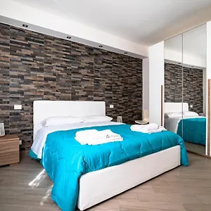 U Ventu Che Tira Casa Centro Storico Vicino Porto Wi Fi Casa vacanze